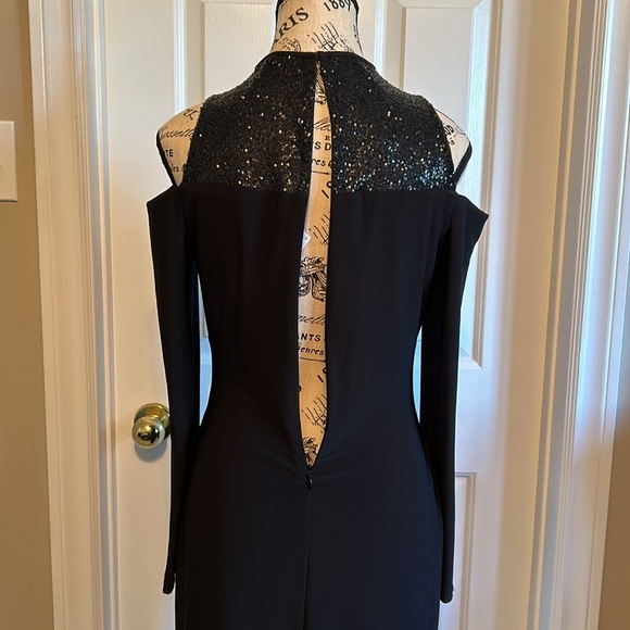 ✨🎄✨LAUREN RALPH LAUREN COLD SHOULDER LBD COCKTAIL DRESS Size 4 - Picture 10 of 12